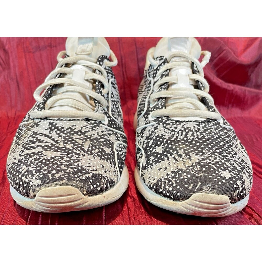 Womens Nike 7 Kaishi 2.0 #833667-011 White/Black Design Running Shoes sz 7 - Picture 5 of 8